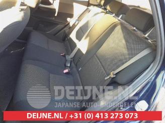 Toyota Auris Auris (E15), Hatchback, 2006 / 2012 1.8 16V HSD Full Hybrid picture 15