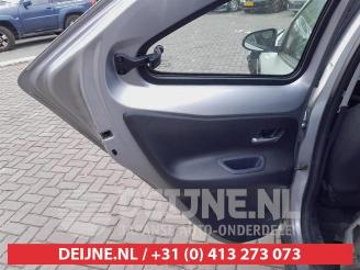 Toyota Aygo Aygo X, Hatchback, 2022 1.0 12V VVT-i picture 12