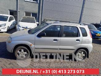 Suzuki Ignis Ignis (FH), Hatchback, 2000 / 2005 1.3 16V picture 4