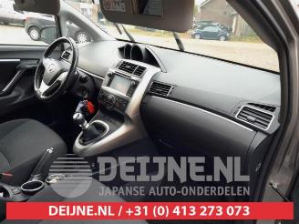 Toyota Verso Verso, MPV, 2009 / 2018 1.6 16V VVT-i picture 12