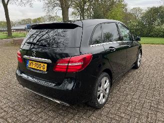 Mercedes B-klasse B180 Amibition Automaat picture 4