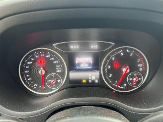 Mercedes B-klasse B180 Amibition Automaat picture 9