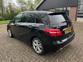 Mercedes B-klasse B180 Amibition Automaat picture 5