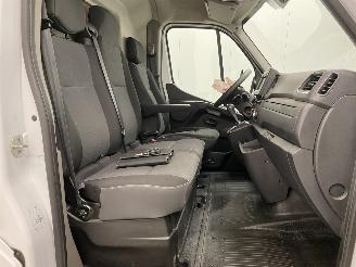 Renault Master 35 2.3 dCi Autom. 110kw L2H2 Navi Airco picture 10