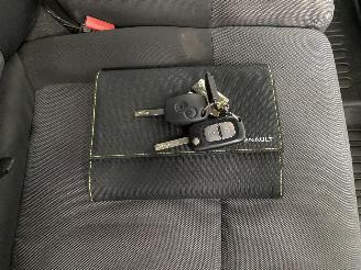 Renault Master 35 2.3 dCi Autom. 110kw L2H2 Navi Airco picture 13