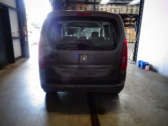 Opel Combo 1.2 THP picture 2