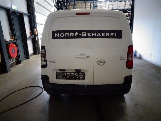Opel Combo 1.5 HDI AUTOMAAT picture 2