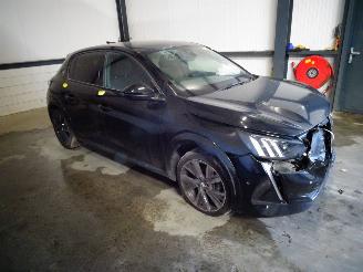 Dezmembrări autoturisme Peugeot 208 1.2 THP 2021/12