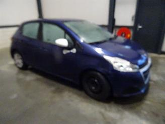 demontáž osobní automobily Peugeot 208 1.2 VTI 2017/10
