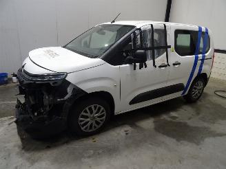 Vrakbiler auto Citroën Berlingo 1.2 THP 2019/10