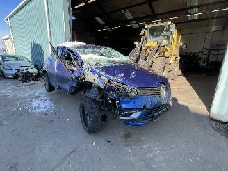 Renault Clio 0,9 TCE GT line picture 2