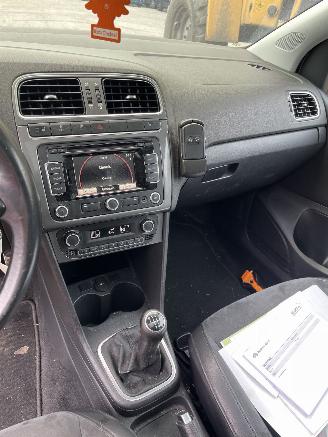 Volkswagen Polo 6R 1.6 TDI picture 6
