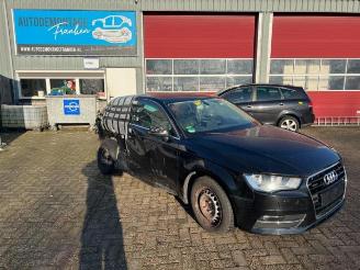 Vrakbiler auto Audi A3 A3 (8V1/8VK), Hatchback 3-drs, 2012 / 2020 1.8 16V TFSI Quattro 2013/1