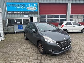 Uttjänta bilar auto Peugeot 208 208 I (CA/CC/CK/CL), Hatchback, 2012 / 2019 1.2 Vti 12V PureTech 82 2013/4
