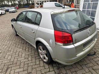 Opel Signum Signum (F48), Hatchback 5-drs, 2003 / 2008 2.2 direct 16V picture 5