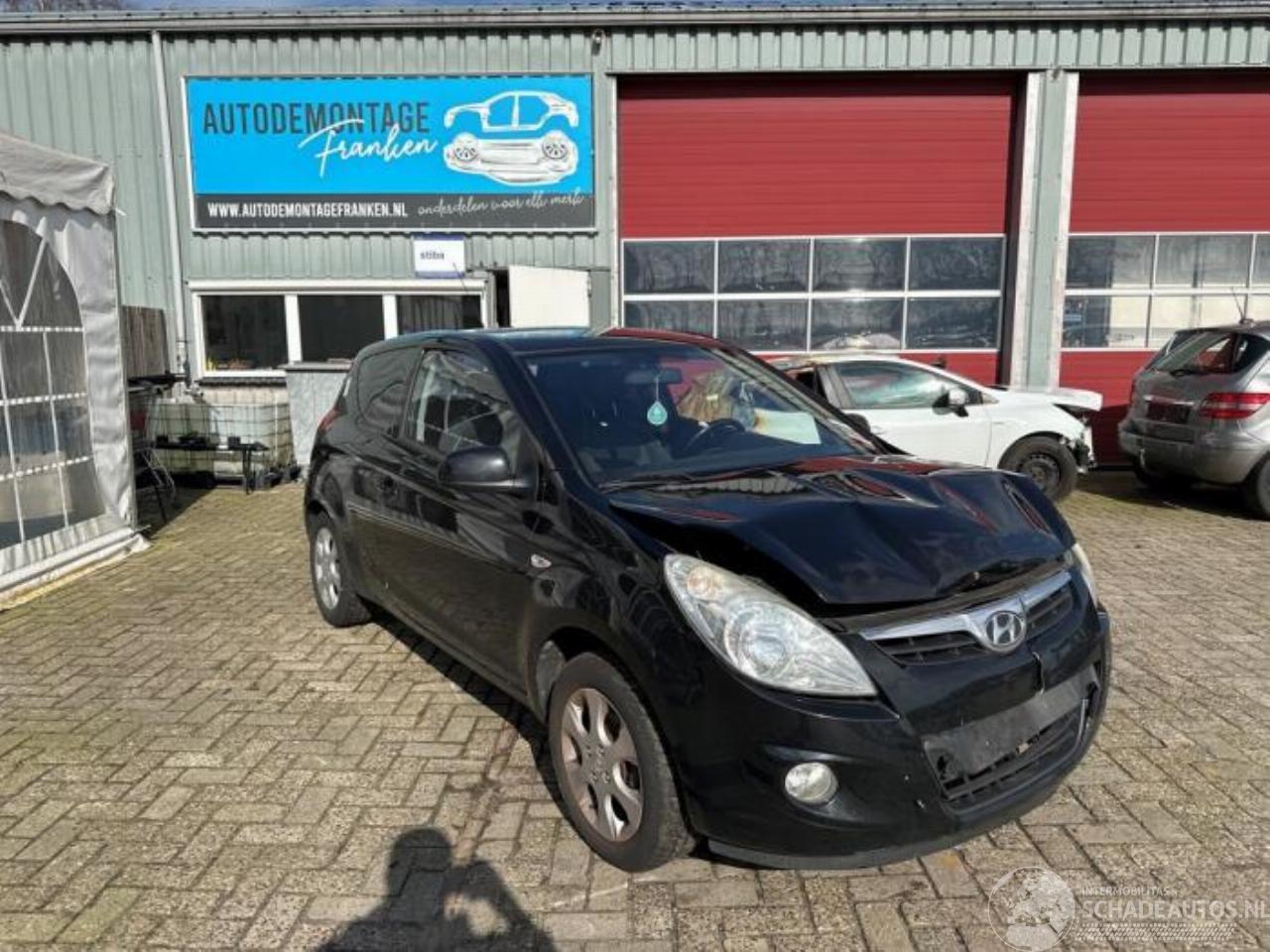 Hyundai I-20 i20, Hatchback, 2008 / 2015 1.2i 16V