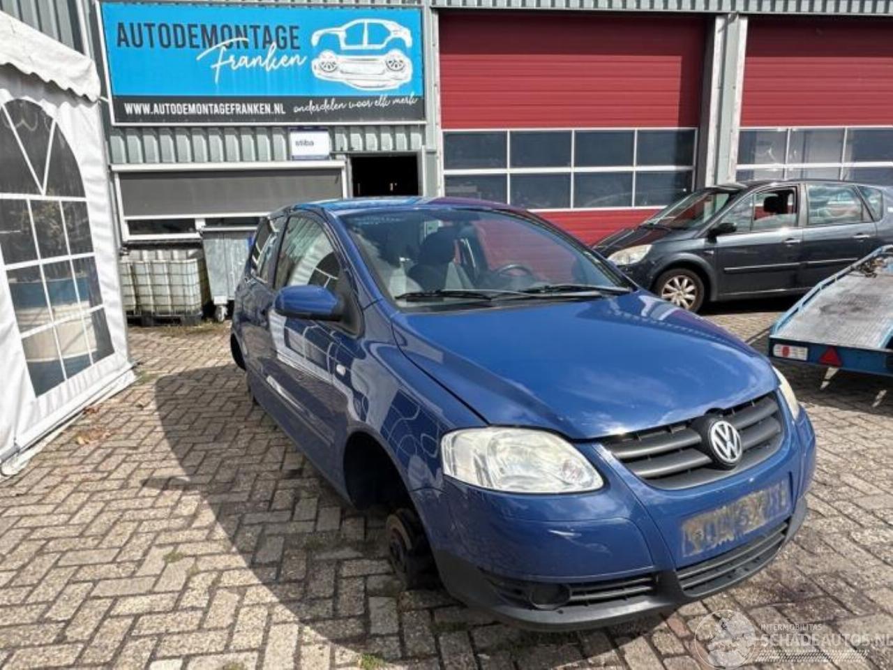 Volkswagen Fox Fox (5Z), Hatchback, 2005 / 2012 1.4 16V