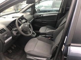Opel Zafira  picture 7