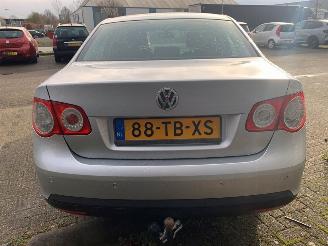 Volkswagen Jetta 2.0 16V FSI Sedan 4Dr Benzine 1.984cc 110kW (150pk) FWD 2005-12/2008-06 (1K2) BVY; EURO4 picture 4