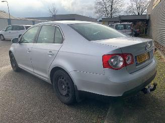 Volkswagen Jetta 2.0 16V FSI Sedan 4Dr Benzine 1.984cc 110kW (150pk) FWD 2005-12/2008-06 (1K2) BVY; EURO4 picture 3