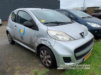 Vrakbiler auto Peugeot 107 107, Hatchback, 2005 / 2014 1.0 12V 2009/9