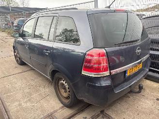 Opel Zafira  picture 5