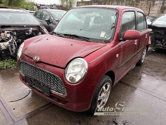 Vrakbiler auto Daihatsu Trevis Trevis, Hatchback, 2006 1.0 12V DVVT 2008/11