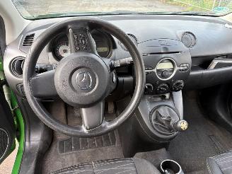 Mazda 2  picture 7