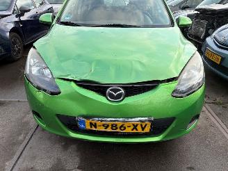 Mazda 2  picture 8