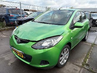 Mazda 2  picture 1