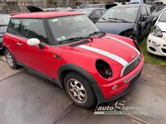 Vrakbiler auto Mini One Mini One/Cooper (R50), Hatchback, 2001 / 2007 1.6 16V One 2003/9
