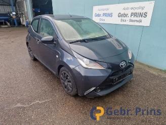 disassembly passenger cars Toyota Aygo Aygo (B40), Hatchback, 2014 1.0 12V VVT-i 2014/10