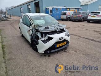 Toyota Aygo Aygo (B40), Hatchback, 2014 1.0 12V VVT-i picture 3