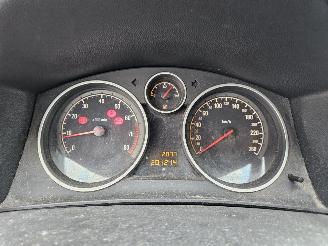 Opel Astra 1.6 16V Hatchback 4Dr Benzine 1.598cc 85kW (116pk) FWD picture 13