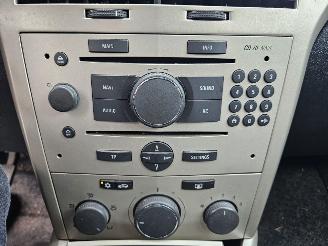 Opel Astra 1.6 16V Hatchback 4Dr Benzine 1.598cc 85kW (116pk) FWD picture 12