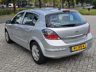 Opel Astra 1.6 16V Hatchback 4Dr Benzine 1.598cc 85kW (116pk) FWD picture 8
