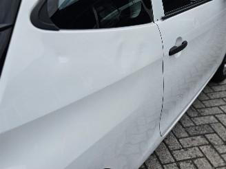 Toyota Aygo 1.0 12V VVT-i Hatchback  Benzine 998cc 51kW (69pk) FWD picture 8