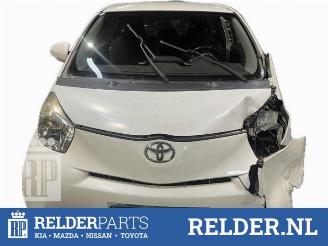 Sloopauto Toyota iQ iQ, Hatchback 3-drs, 2009 / 2015 1.0 12V VVT-i 2010/2