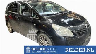 Coche siniestrado Toyota Verso Verso, MPV, 2009 / 2018 1.6 16V VVT-i 2010/11