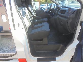 Opel Vivaro 2x Ambulance, Airco, Cruise control, 2x schuifdeur picture 21