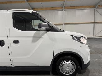 Maxus eDeliver3 SWB 90kW 53kWh picture 14