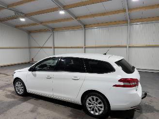 Peugeot 308 SW 1.2PureTech 96kW Blue Lease Executive picture 11