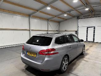 Peugeot 308 1.2 e-THP 96 KW Airco Premiere picture 6