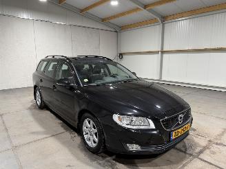 Volvo V-70 2.0T4 140kW Automaat Inscription Edition Pano picture 3