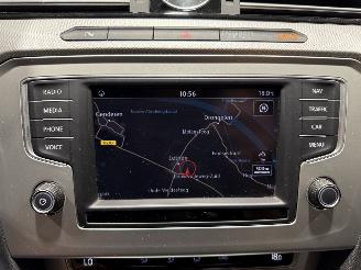 Volkswagen Passat 1.6TDI 88kW Clima Connected Series picture 16