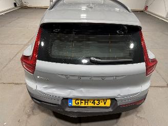 Volvo XC40 70kWh Single Motor 175kW Essential picture 35