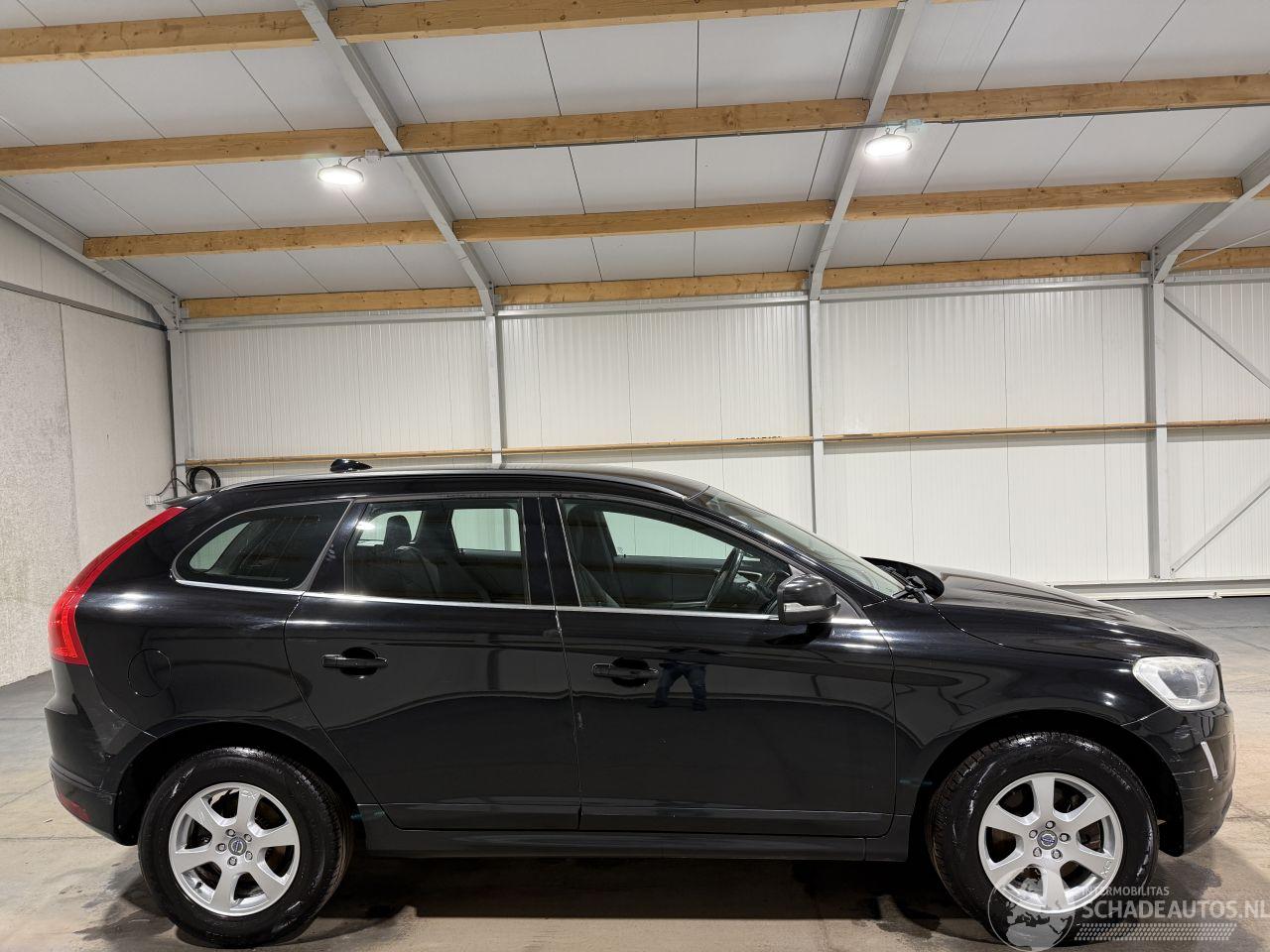 Volvo Xc-60 2.0 D4 133kW FWD SUMMUM Clima