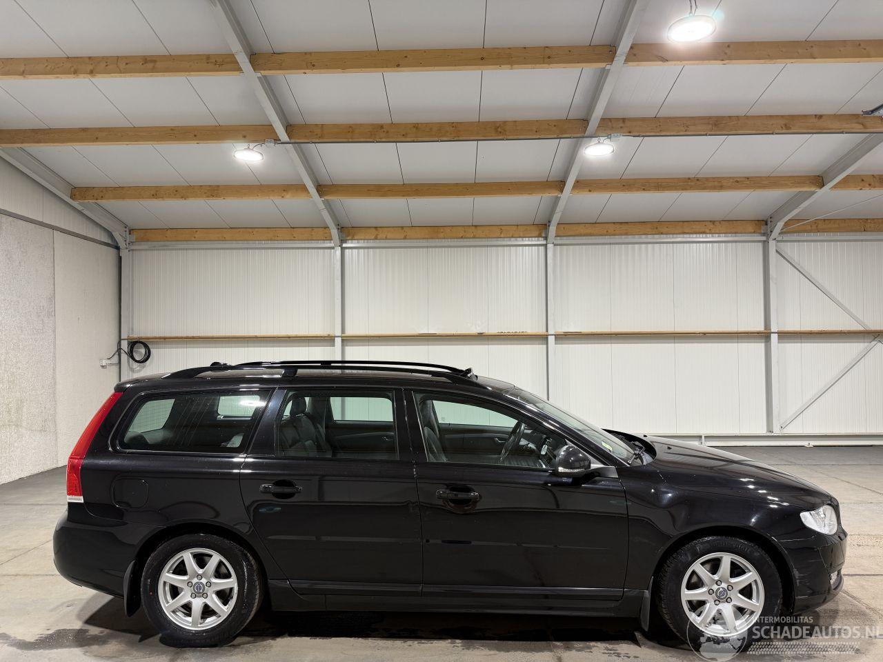 Volvo V-70 2.0T4 140kW Automaat Inscription Edition Pano