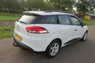 Auto incidentate Renault Clio 0.9 TCe 90pk Euro 6 5drs Airco 2014   219.000km NAP 2014/7