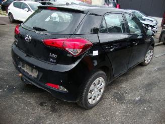 Hyundai I-20  picture 4